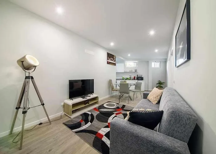 Pena - B By Mth 아파트 푼샬